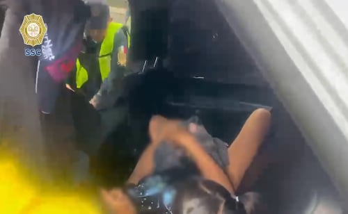 Policías de la SSC reciben a bebé durante traslado de emergencia; madre entró en labor de parto en patrulla