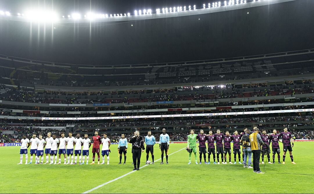 El Azteca grita “¡Eeeh pu...!” y “¡Fuera Tata!”