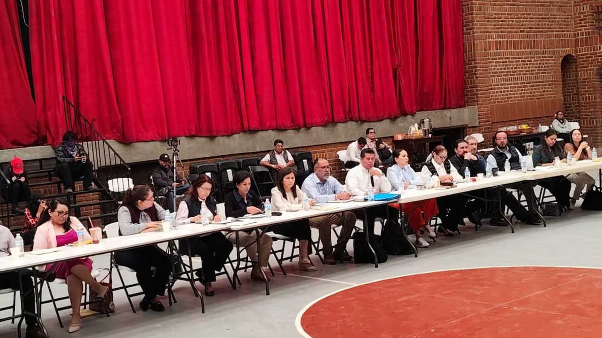 Movimiento estudiantil de la UAEM exige cambios en protocolos de acoso para levantar paro; piden destitución de líderes de Federación. Foto: Justino Miranda / EL UNIVERSAL.