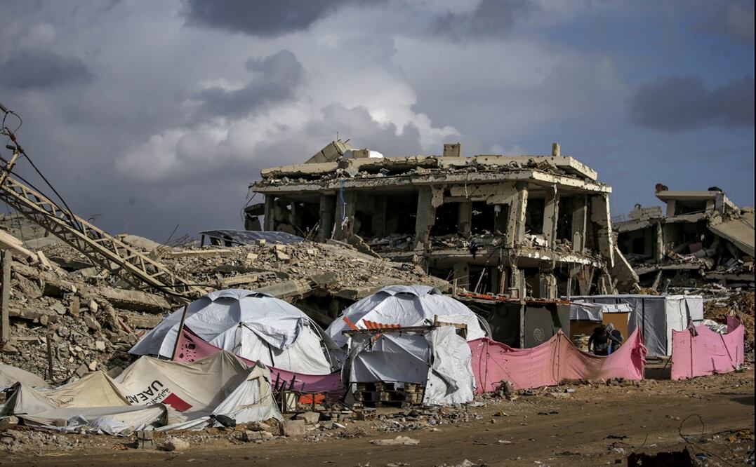 Reportan un bombardeo israelí en la Franja de Gaza. Foto: EFE