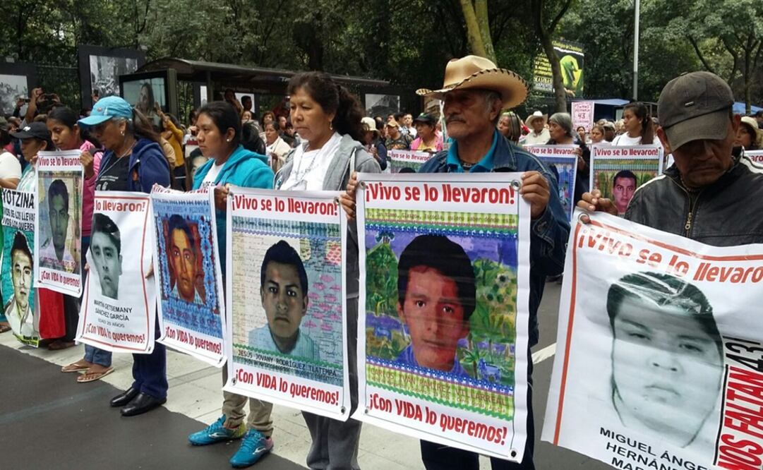 Encinas publicó un video en el que se indica que actualmente se cuenta con 41 mil documentos que permiten contrastar información y trazar nuevas rutas de investigación del caso Ayotzinapa. Foto: archivo/EL UNIVERSAL