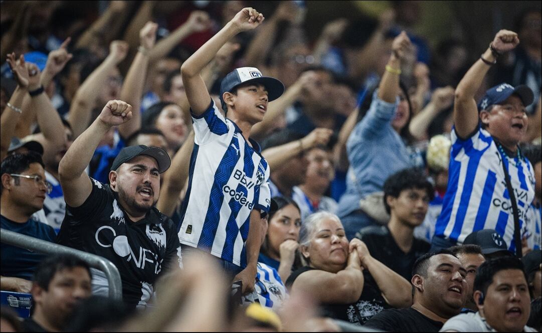 La iniciativa plantea castigar desde cuatro meses y hasta 10 años de prisión, y multas de 50 a mil veces el valor diario de la UMA a quienes pongan en riesgo la integridad física de los asistentes o participantes. Foto: Imago7