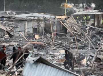 Taxista ofrece asilo a familiares de heridos de Tultepec