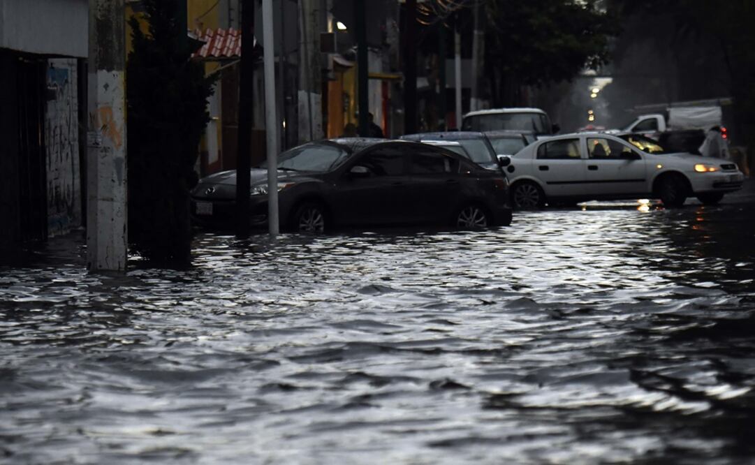 Las lluvias podrían ser con actividad eléctrica y granizo y serán generadas por la Onda Tropical Número 3, que se localizará al sur de las costas de Michoacán y Guerrero. Foto: EL GRÁFICO