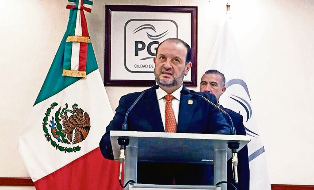 En conferencia de prensa, el procurador Rodolfo Ríos dio cuenta del operativo realizado para la captura del fugitivo (PROCURADURÍA CAPITALINA)