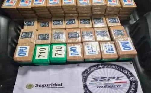 Cae en Tlalpan una persona que transportaba 217 kg de cocaína; droga estaba oculta en el compartimento de un vehículo