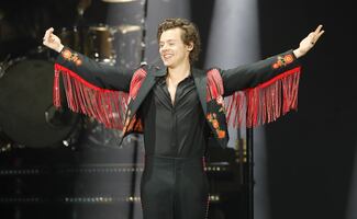 Misteriosos carteles avivan rumores sobre el regreso de Harry Styles a la música