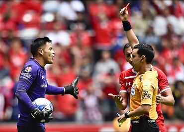 Me expulsó porque dije "cabrón": Talavera