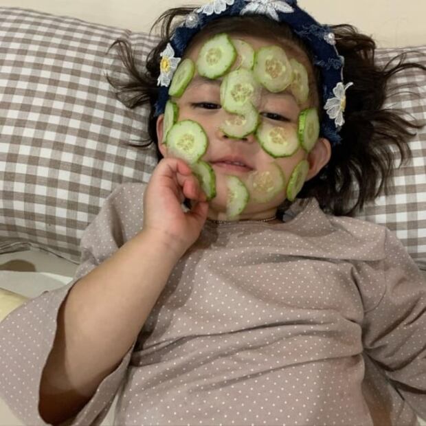 Conoce a Rohee: la niña coreana de los stickers de WhatsApp 