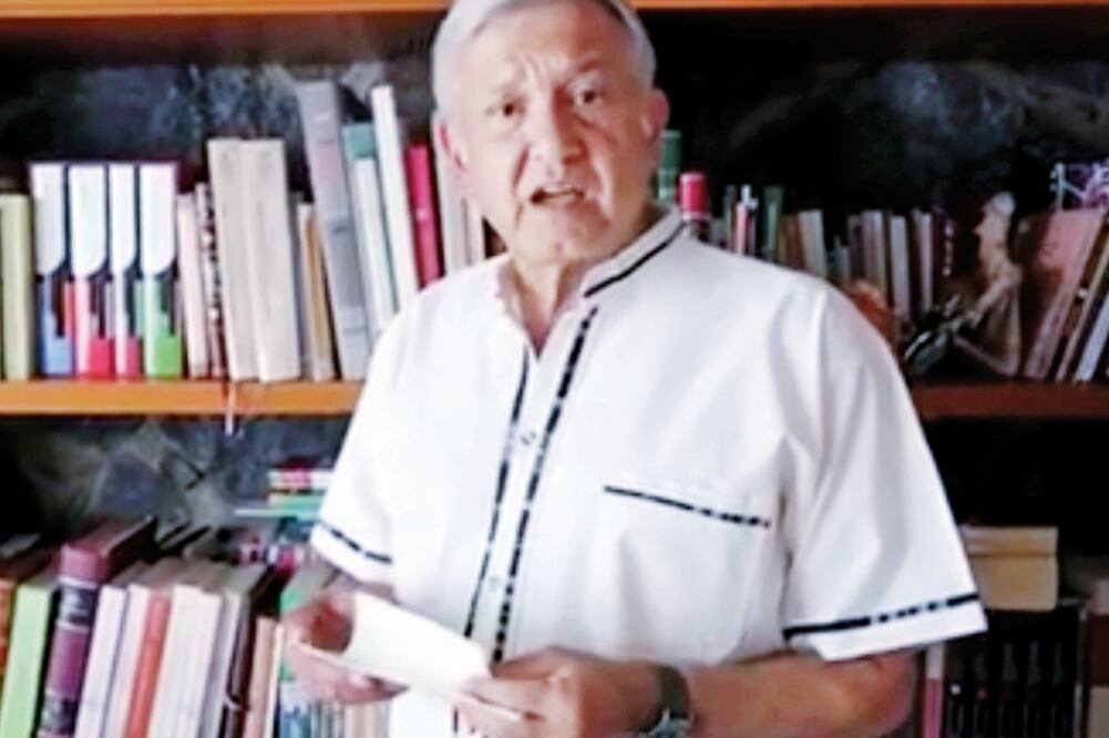 Presume AMLO que le regalan dinero sus seguidores