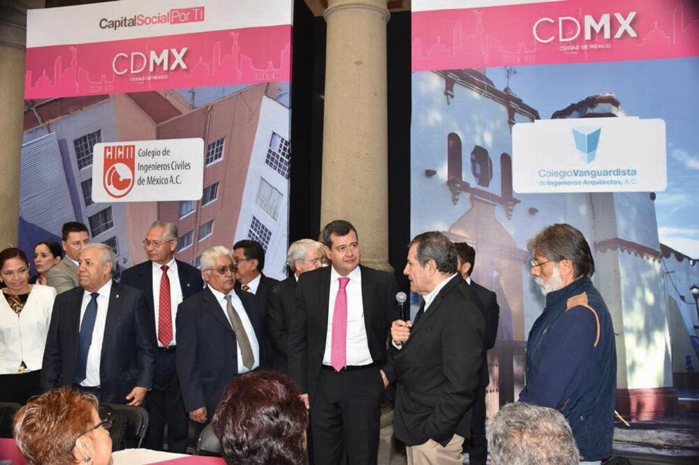 Mensaje. José Ramón Amieva prometió que la próxima semana se transparentará el ejercicio de los recursos pendientes. (ARCHIVO EL UNIVERSAL)