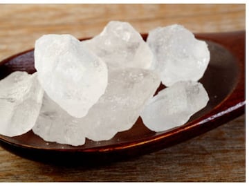 Quiénes no deben usar piedra de alumbre como desodorante