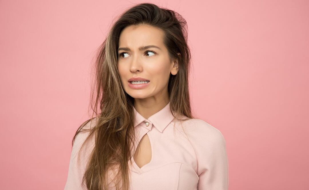 Algunos cuidados especiales pueden ayudar a que el pelo graso dure limpio más tiempo / Foto: Pexels