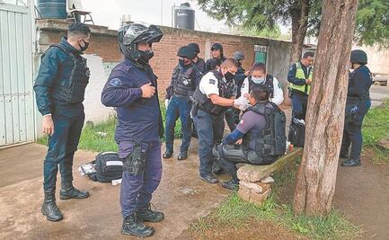Deja 11 lesionados choque de policías y jóvenes normalistas
