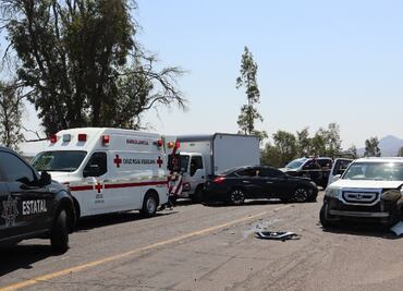 Hombre se enfrenta a policías y lesiona a mujer embarazada en Aguascalientes