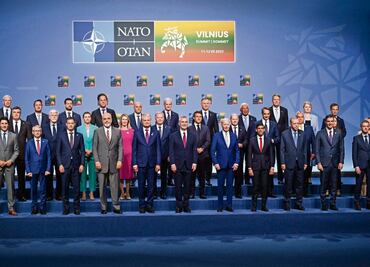 OTAN ofrece estar más cerca de Ucrania, no membresía