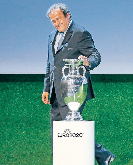 El ex futbolista destaca la labor que ha realizado en la UEFA (PIERRE ALBOUY. REUTERS)