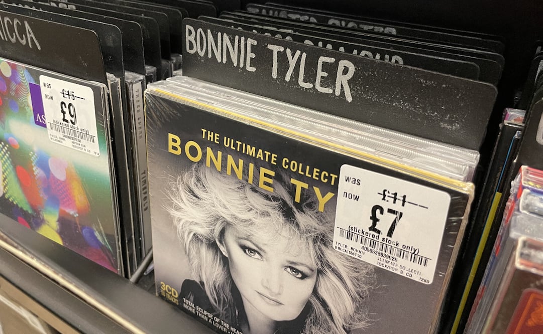 Bonnie Tyler se convirtió en un mito a finales de los setenta y lo siguió siendo hasta su fallecimiento y con solo tres (o cuatro) grandes éxitos.
EFE/ Luis Campello.