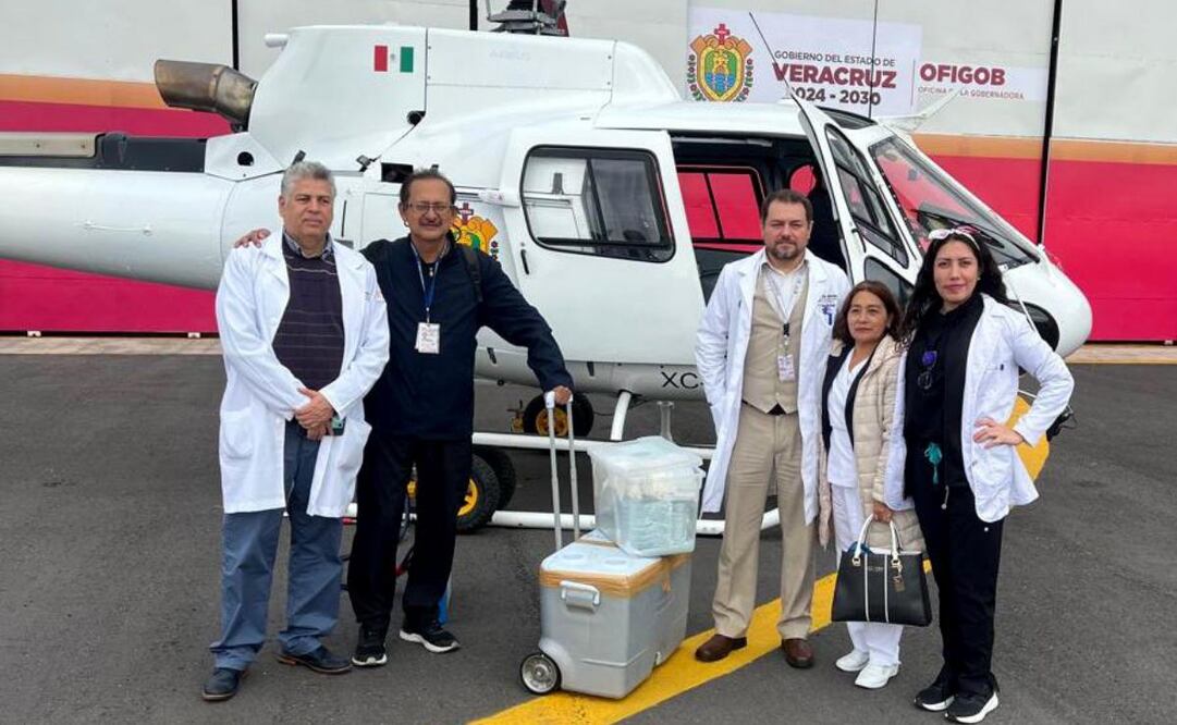 Una ambulancia del Centro Regulador de Urgencias Médicas llevó los órganos al centro médico, donde se realizaron las cirugías. (10/02/2025). Foto: Especial/El Universal