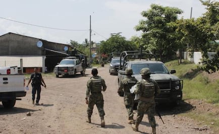 Enfrentamiento deja 4 "viagras" detenidos en Michoacán