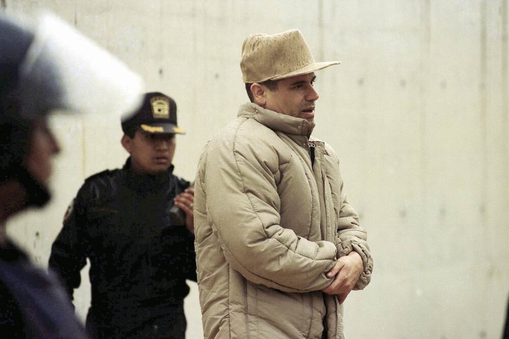 'El Chapo' Guzmán escapó del penal de Puente Grande, Jalisco, la noche del 18 de enero de 2001 escondido en un carrito de lavandería (AP)