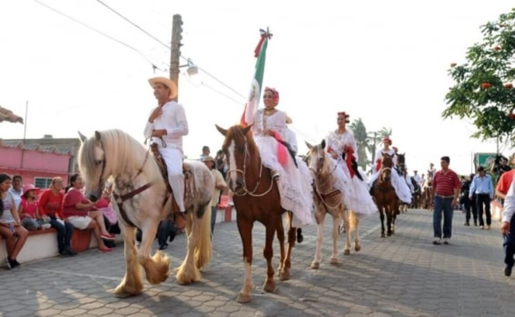 Inicia fiesta de "La Candelaria" en Tlacotalpan, Veracruz