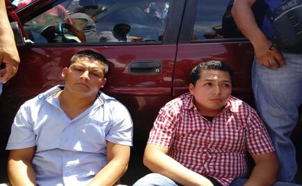 Detienen maestros a policías; los vinculan con protestas en Chiapas