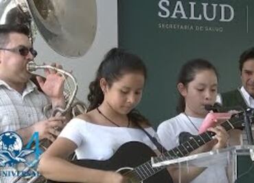 Hermanas cantan corrido a AMLO: “La Patria es primero, me canso ganso”