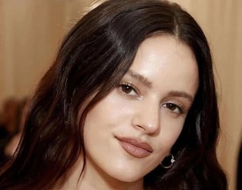 Rosalía tiene el look perfecto para un paseo en motocicleta