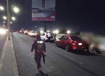 De nuevo, ahora lanzan púas o poncha llantas en el puente vial de Rolando Arjona, Sinaloa