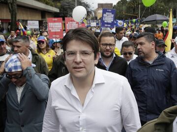 Estado de salud de Uribe Turbay, aspirante a la presidencia de Colombia, es de "máxima gravedad"; pronóstico "reservado", dice clínica