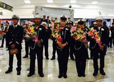 Arriban medallistas olímpicos al AICM