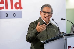Higinio Martínez solicita dictamen sobre prohibición de celulares en escuelas de educación básica; PT presentó iniciativa