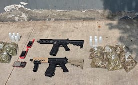 Caen dos adolescentes con armas largas y droga en Tepito; SSC los liga a la AntiUnión 