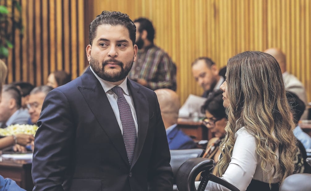 “Yo no vine aquí a ser amigo de los consejeros”, dijo Carlos Gutiérrez, representante del PRI ante el INE. Foto: Gabriel Pano/ EL UNIVERSAL