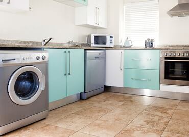 Estos son los electrodomésticos que no deberías conectar juntos