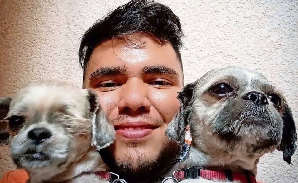 Actualmente, Jesús Misael comparte su vida con su esposa, una hija y dos perros que completan su hogar. Foto: Especial