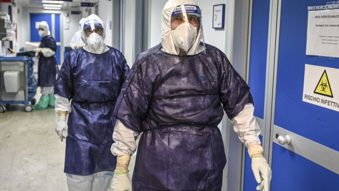 La pandemia de coronavirus ha hecho colapsar al sistema de salud de Italia (Foto: Getty)