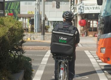 Infonavit publica reglas para afiliar a trabajadores de plataformas digitales; patrones harán aportaciones al fondo de vivienda