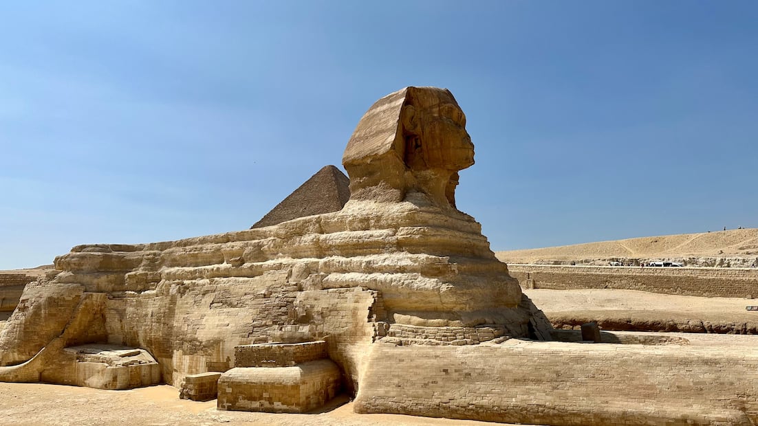 Entre los lugares que se visitan en Egipto destacan las Pirámides de Guiza y la Gran Esfinge. Foto: Pexels