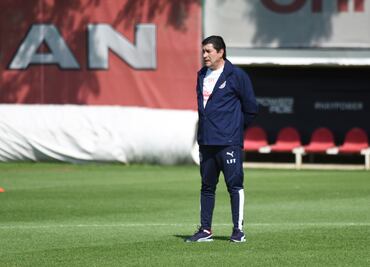 Los mexicanos que han dirigido a Chivas y América