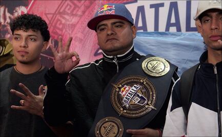 Cruz Azul felicita a Aczino tras el tricampeonato
