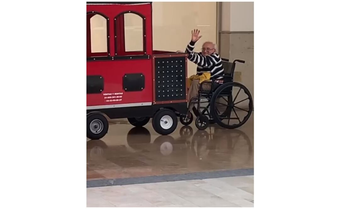 Foto: Tomada del video / Don Alfonso se volvió viral luego de que su nieto difundiera a través de su cuenta de Facebook