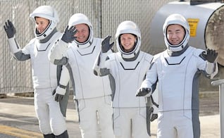 NASA obliga adelantar retorno de la misión Crew-11; comandante sufre un problema médico