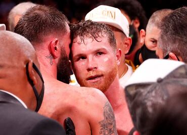 Tras la pelea, Caleb Plant se disculpó con 'Canelo' Álvarez por haberle mentado la madre