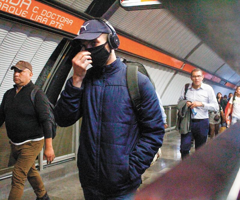 La cifra de infectados no ha escalado y van dos semanas desde que en la CDMX se reg istró el primer caso de Covid-19. Salud refirió ayer que el país sigue en la fase de importación viral. ARCHIVO EL UNIVERSAL