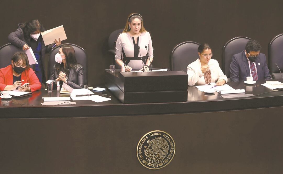 Laura Angelina Borbolla Moreno, coordinadora general de Investigación de Delitos de Género y Atención a Víctimas de la FGJCDMX, presentó la denuncia en tribuna.