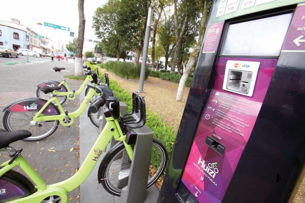 El servicio de Huizi sólo puede ser contratado por tarjeta de crédito o débito; cuenta con 26 cicloestaciones y 350 unidades. (JORGE ALVARADO. EL UNIVERSAL)