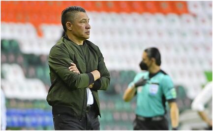 Ambriz se debilita para dirigir a Costa Rica, surge otro mexicano como opción