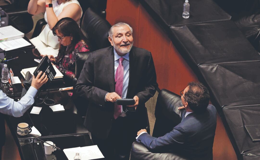 Ante las exigencias de la oposición de que renuncie al cargo para hacer frente a acusaciones, el senador Adán Augusto López dijo que le tienen sin cuidado. Foto: de DIEGO SIMÓN SÁNCHEZ. El Universal